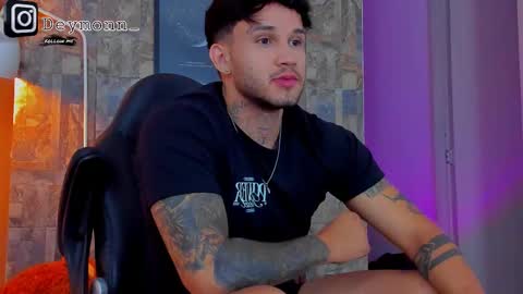 Snapshot of deymon_scott chatting on September 25, 1:31 am JULIAN online show from September 25, 1:31 am