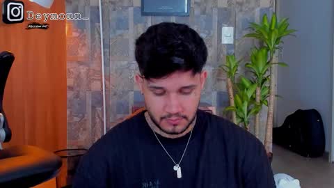Snapshot of deymon_scott chatting on October 11, 6:50 pm JULIAN online show from October 11, 6:50 pm