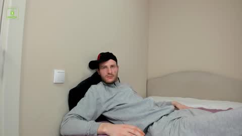 deymond_russo online show from February 17, 12:23 pm