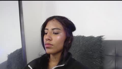 Deysha online show from October 16, 4:30 pm