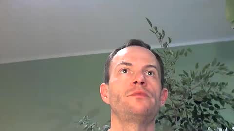 dezibel83 online show from December 4, 11:57 pm