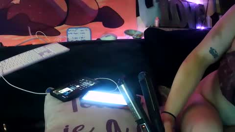 Snapshot of deziraestarz chatting on June 29, 12:16 pm dezirae starz online show from June 29, 12:16 pm