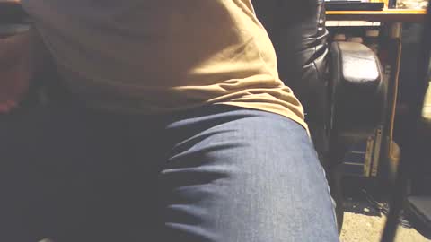Snapshot of dfwgonewrong chatting on January 11, 2:16 am dfwgonewrong online show from January 11, 2:16 am
