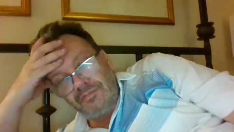 Snapshot of dfwgonewrong chatting on April 10, 6:07 am dfwgonewrong online show from April 10, 6:07 am