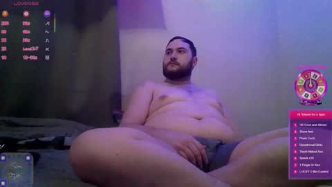 Dustin Independent Model online show from April 3, 2:20 am