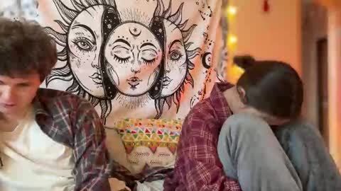 Di Alex online show from February 14, 1:51 pm