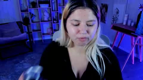 Dia online show from September 11, 4:51 pm