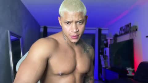 Diego online show from November 5, 10:54 pm