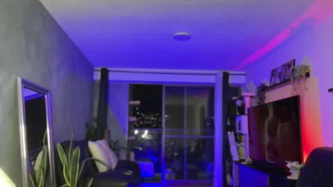 Diego online show from November 6, 11:15 pm