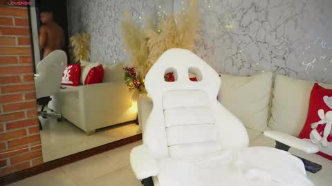 Diego online show from December 17, 1:50 pm