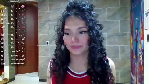 Snapshot of diamond_curls05 chatting on July 30, 5:12 pm DiamondCurls online show from July 30, 5:12 pm