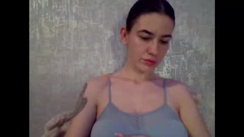 Diamond Dana online show from March 21, 11:30 pm