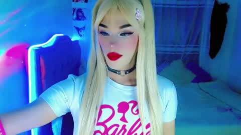 Snapshot of diamond_hott1 chatting on December 18, 3:58 am AmayaGirl online show from December 18, 3:58 am
