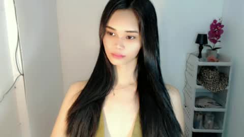 Snapshot of diamond_temptress chatting on June 16, 9:34 am diamond_temptress online show from June 16, 9:34 am