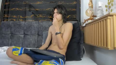 diamond_twink online show from February 16, 1:51 pm