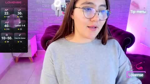 Snapshot of diamondfox_m chatting on February 10, 4:11 pm Your Diamond online show from February 10, 4:11 pm