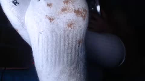 Snapshot of diamondgoddessfeet chatting on March 3, 5:35 am diamondgoddessfeet online show from March 3, 5:35 am