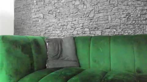 Diamond Milf online show from March 21, 8:19 am