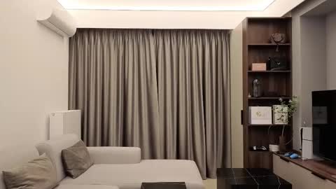 Iris online show from March 9, 8:24 pm