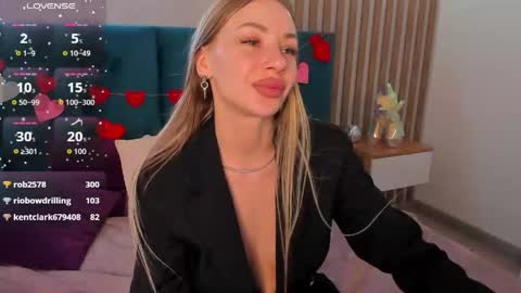 Diana  online show from March 22, 1:36 pm