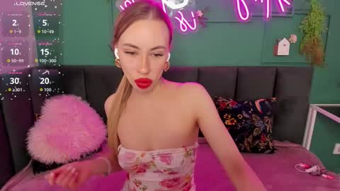 Diana  online show from March 27, 2:17 am