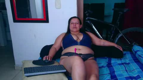 Snapshot of diana_lozano chatting on July 15, 7:35 am Diana Lozano online show from July 15, 7:35 am