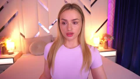 Snapshot of diana_nova chatting on June 11, 12:14 pm diana_nova online show from June 11, 12:14 pm