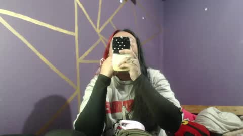 Snapshot of diana_smit_ chatting on June 9, 9:59 pm diana online show from June 9, 9:59 pm