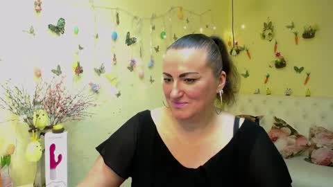 Diana online show from April 9, 6:30 am