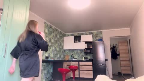 Snapshot of dianarise_ chatting on March 22, 7:34 am dianarise_ online show from March 22, 7:34 am