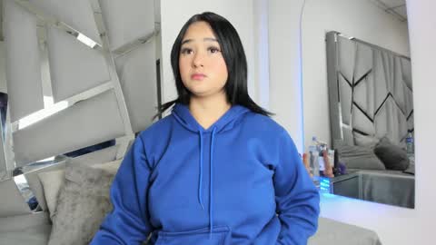 dianarous online show from October 10, 4:55 am