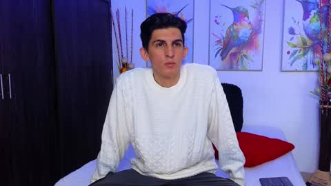 Ana  Leo online show from December 10, 12:27 pm