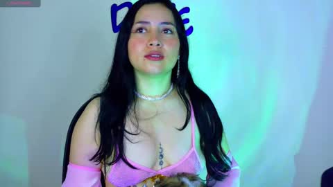 Snapshot of diane_1 chatting on February 24, 10:37 am DIANE online show from February 24, 10:37 am