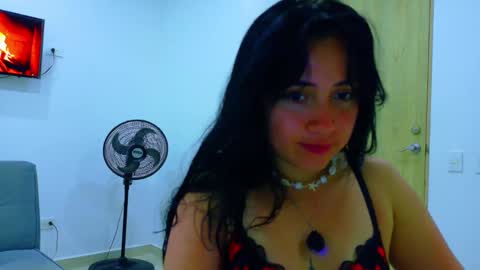 Snapshot of diane_1 chatting on March 6, 2:51 am DIANE online show from March 6, 2:51 am