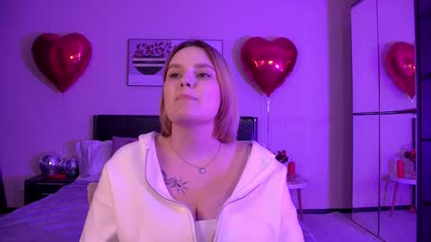 Diane Mills online show from February 27, 1:38 am