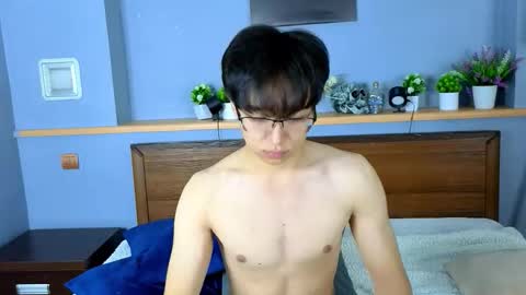 Snapshot of dianinav chatting on February 20, 2:28 pm Adam online show from February 20, 2:28 pm