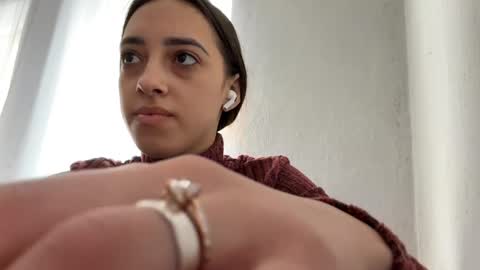 Anna online show from April 18, 7:12 am