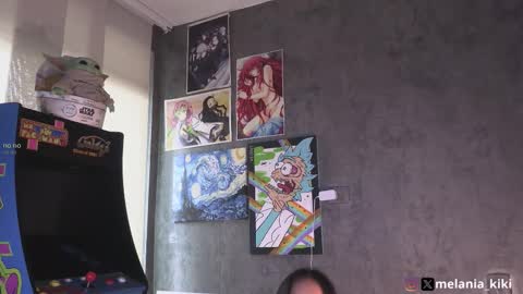 Melania   -    online show from November 28, 9:06 pm