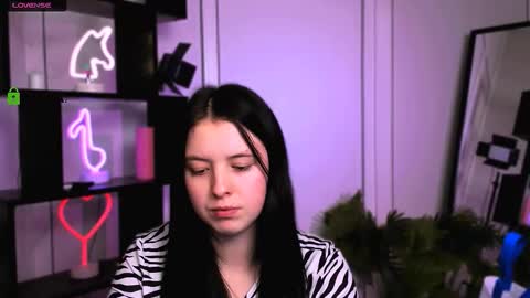 diara ti online show from December 16, 7:19 pm