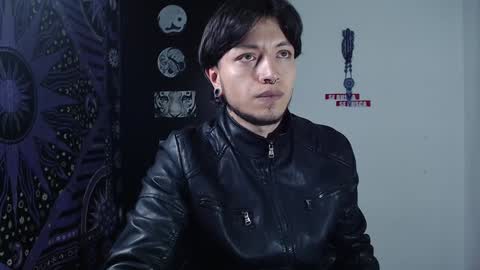 DICAPRIO online show from December 2, 9:06 pm