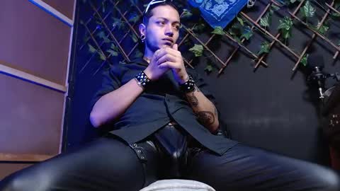 DICAPRIO online show from November 26, 5:14 pm