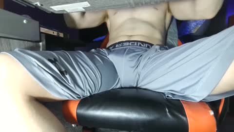 Dick And Muscle online show from February 16, 8:32 am