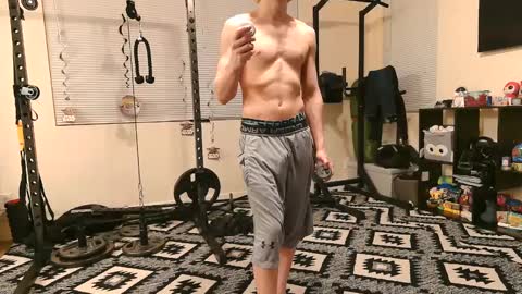 Dick And Muscle online show from February 24, 5:22 am