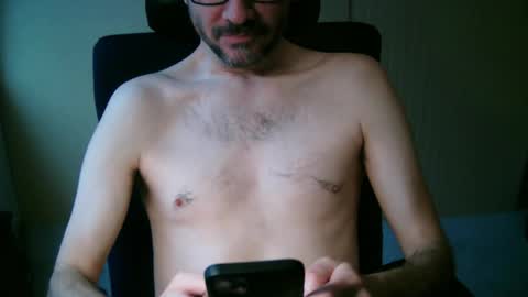 Snapshot of dick_playy chatting on October 24, 3:41 pm dick_playy online show from October 24, 3:41 pm