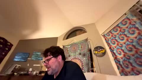 Snapshot of dickaltavista chatting on May 19, 8:31 am DickAltaVista online show from May 19, 8:31 am