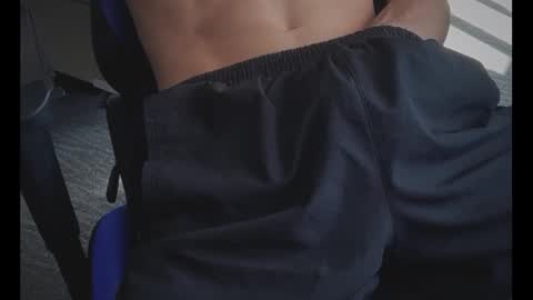 Snapshot of dickbboy19 chatting on October 5, 7:12 pm dickbboy19 online show from October 5, 7:12 pm