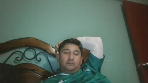 Snapshot of dickeduardo chatting on September 12, 12:00 am dickeduardo online show from September 12, 12:00 am