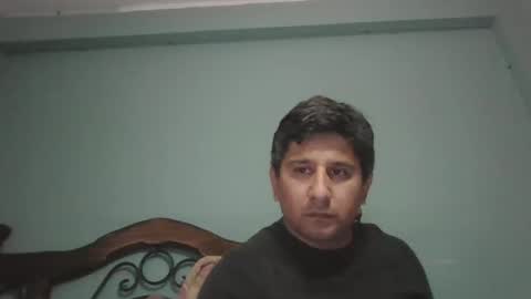 Snapshot of dickeduardo chatting on October 16, 5:08 am dickeduardo online show from October 16, 5:08 am