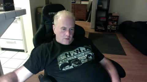 Richard Fleischer online show from October 14, 4:46 am