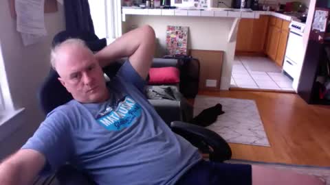 Snapshot of dickflasher5 chatting on February 20, 8:31 pm Richard Fleischer online show from February 20, 8:31 pm